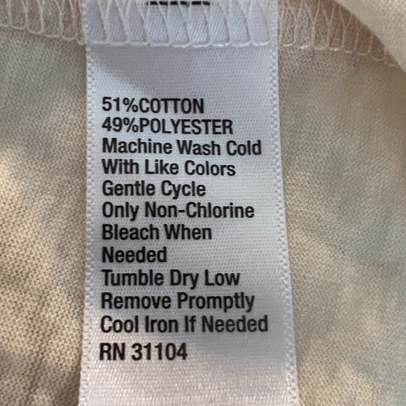 True Craft Tiered Ecru Top with Cross Cross at Neckline Size Large - Picture 6 of 6